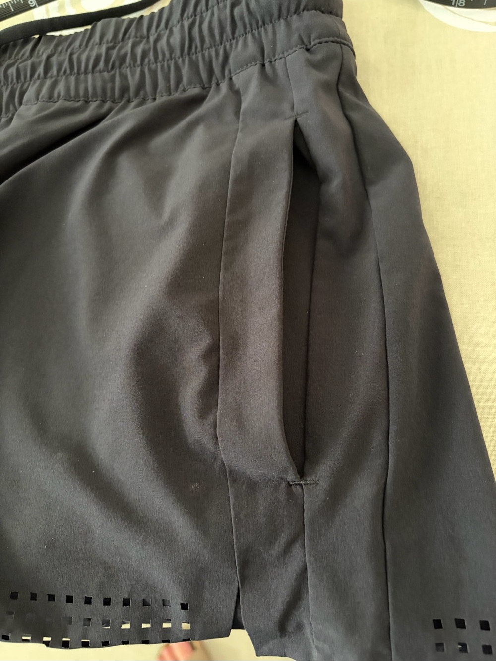 Athleta Run Shorts Black Size 6 Activewear Drawstring Waist- RN 54023 - Picture 5 of 7